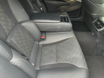 2018 Lexus LS — миниатюра 24