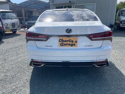 LEXUS LS - 6