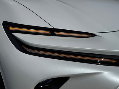 TOYOTA CROWN SPORT - 8