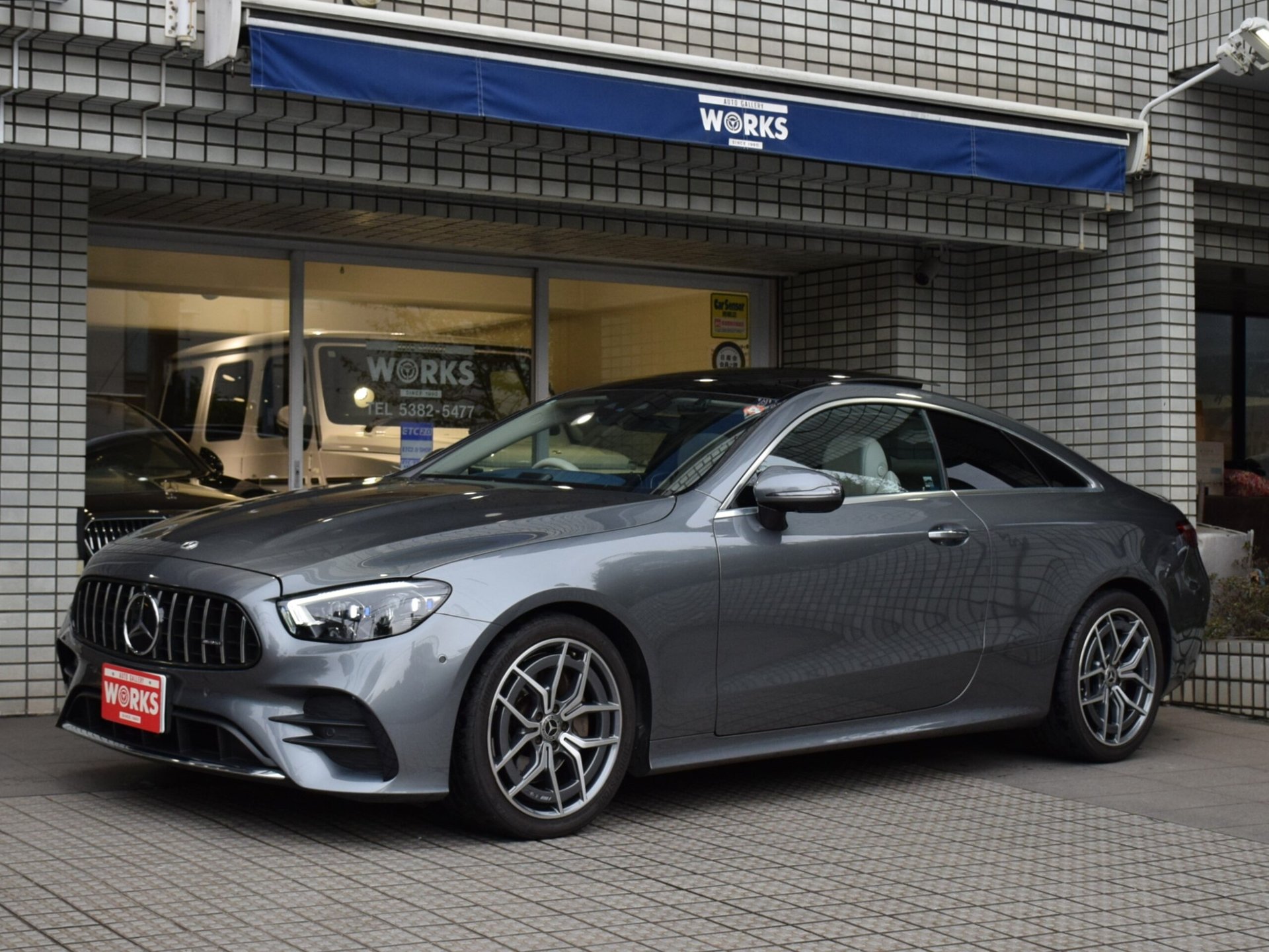 MERCEDES-BENZ E-CLASS COUPE - View 1