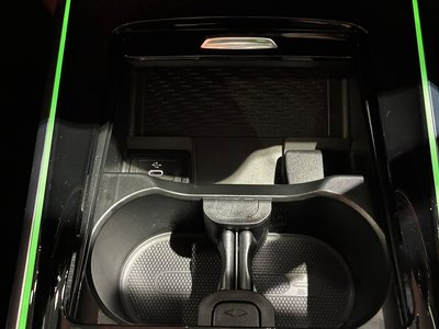 2025 Mercedes-BENZ GLB 缩略图 51