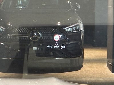 2025 Mercedes-BENZ GLB 缩略图 24