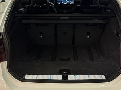 صورة مصغرة 11 لـ 2025 BMW 3 SERIES