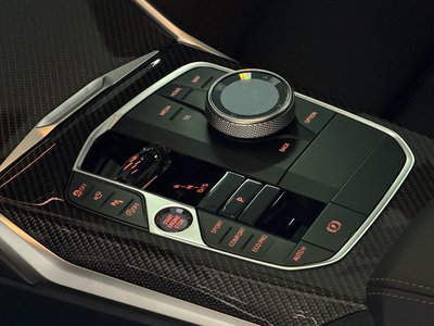 صورة 9 لـ 2025 BMW 3 SERIES