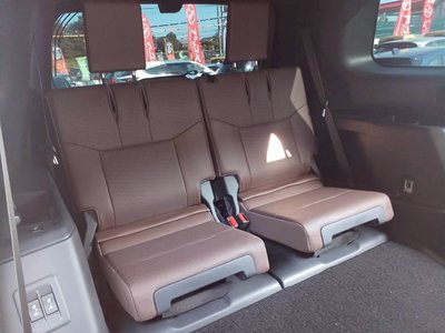 صورة مصغرة 44 لـ 2025 Toyota LAND CRUISER 250