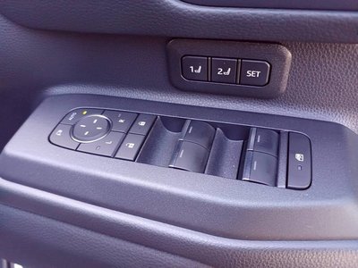 صورة مصغرة 26 لـ 2025 Toyota LAND CRUISER 250