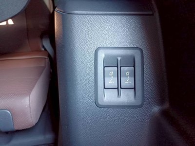صورة مصغرة 25 لـ 2025 Toyota LAND CRUISER 250