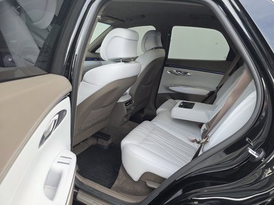2024 Genesis GV70 photo 4