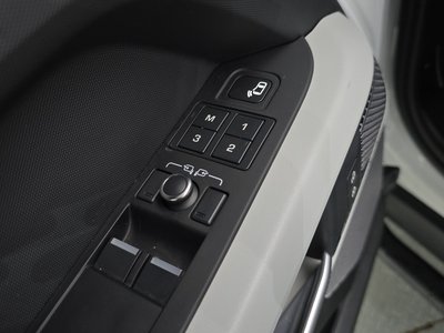 2022 LAND Rover DEFENDER 缩略图 28