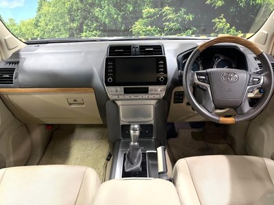 TOYOTA LAND CRUISER PRADO - 2