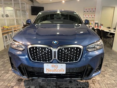 صورة 9 لـ 2022 BMW X4