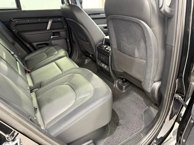 LAND ROVER DEFENDER - 10