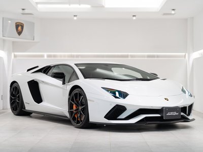 LAMBORGHINI AVENTADOR - 2
