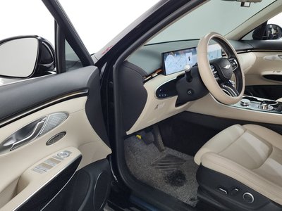 صورة مصغرة 13 لـ 2024 Genesis GV70