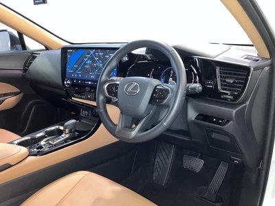 2023 Lexus NX 缩略图 3