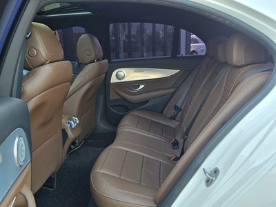 MERCEDES-BENZ E-CLASS - 9