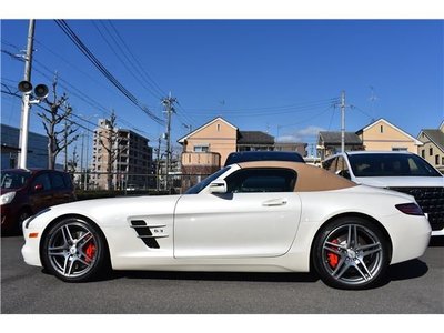 MERCEDES-BENZ SL AMG - 6