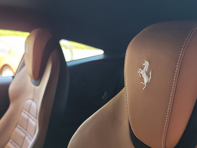 2021 Ferrari ROMA — миниатюра 15