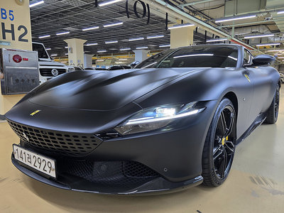 FERRARI ROMA - 1