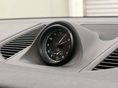 2024 Porsche MACAN — миниатюра 13