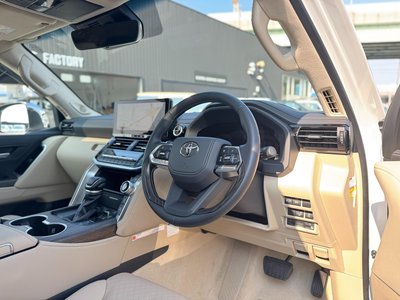 صورة مصغرة 51 لـ 2025 Toyota LAND CRUISER 300