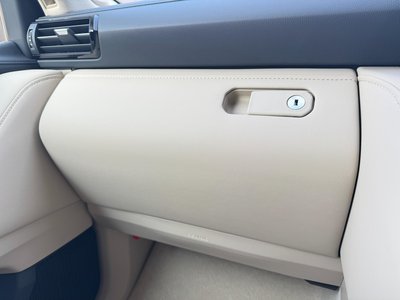صورة مصغرة 75 لـ 2025 Toyota LAND CRUISER 300