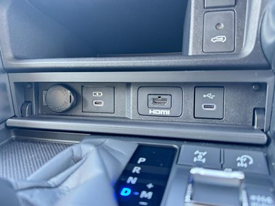 صورة مصغرة 65 لـ 2025 Toyota LAND CRUISER 300
