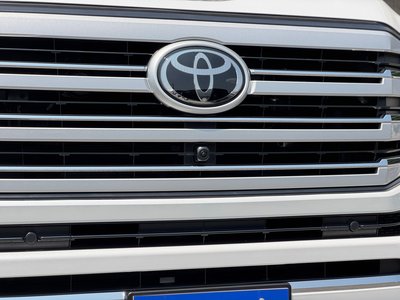 صورة مصغرة 22 لـ 2025 Toyota LAND CRUISER 300