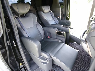 2025 TOYOTA ALPHARD 缩略图 12