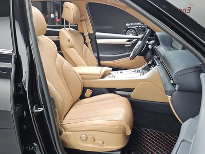 2022 Genesis GV80 thumbnail 18
