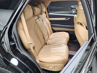 2022 Genesis GV80 thumbnail 17