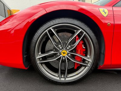2017 Ferrari 488 GTB 缩略图 37