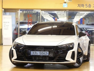 صورة 5 لـ 2022 AUDI RS E-TRON GT
