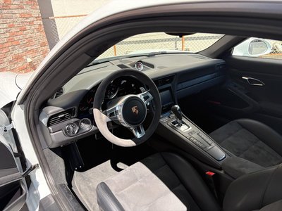 PORSCHE 911 - 10