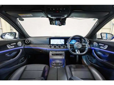 MERCEDES-BENZ E-CLASS - 2