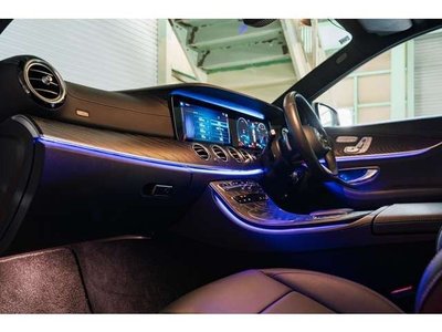 MERCEDES-BENZ E-CLASS - 3