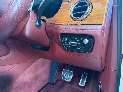 صورة مصغرة 35 لـ 2023 Bentley BENTAYGA