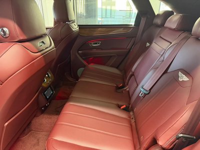 صورة مصغرة 55 لـ 2023 Bentley BENTAYGA