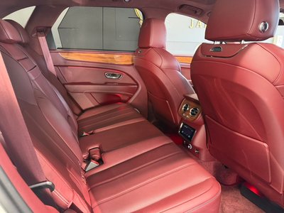 صورة مصغرة 50 لـ 2023 Bentley BENTAYGA