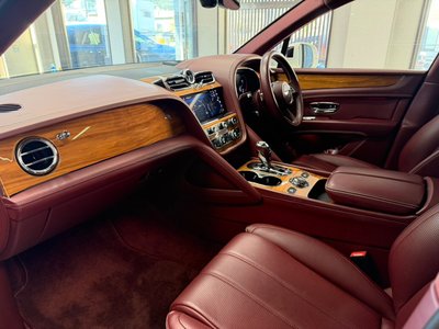 صورة مصغرة 60 لـ 2023 Bentley BENTAYGA