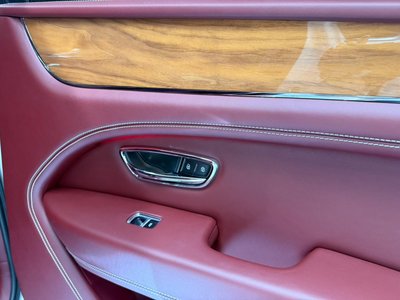 صورة مصغرة 52 لـ 2023 Bentley BENTAYGA