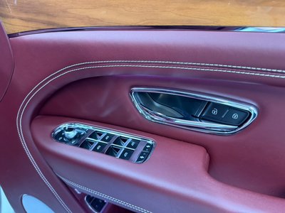 صورة مصغرة 36 لـ 2023 Bentley BENTAYGA