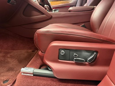 صورة مصغرة 63 لـ 2023 Bentley BENTAYGA