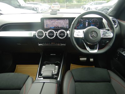 صورة 9 لـ 2023 Mercedes-BENZ GLB