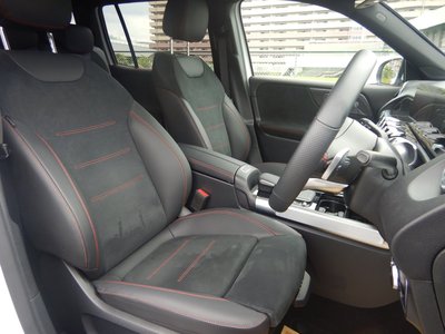 صورة 10 لـ 2023 Mercedes-BENZ GLB