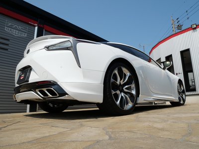 2023 Lexus LC — миниатюра 12
