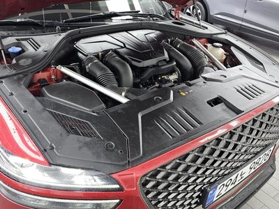 صورة 7 لـ 2021 Genesis GV70