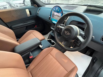 MINI COUNTRYMAN - 8