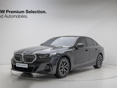 BMW 5 SERIES - 1