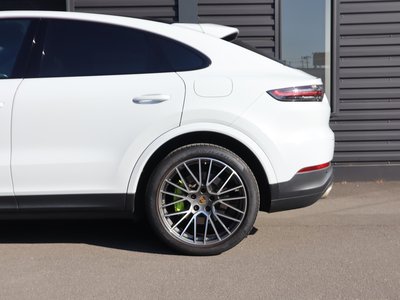 2020 Porsche CAYENNE thumbnail 47